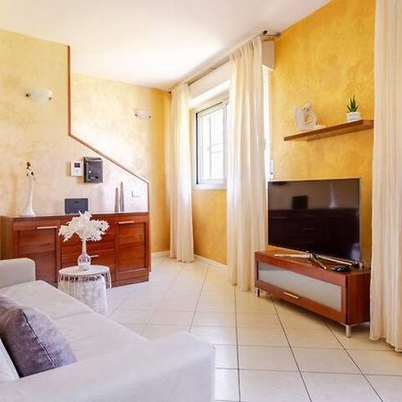 A Casa Minerva Apartment Римини Екстериор снимка