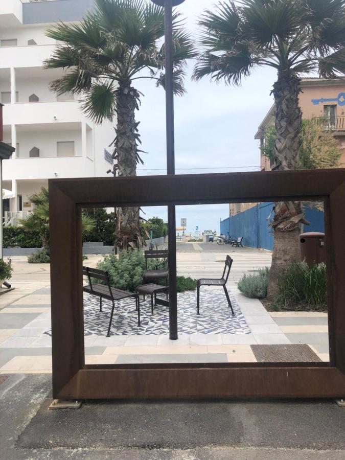 A Casa Minerva Apartment Римини Екстериор снимка