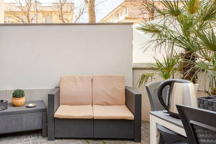 A Casa Minerva Apartment Римини Екстериор снимка