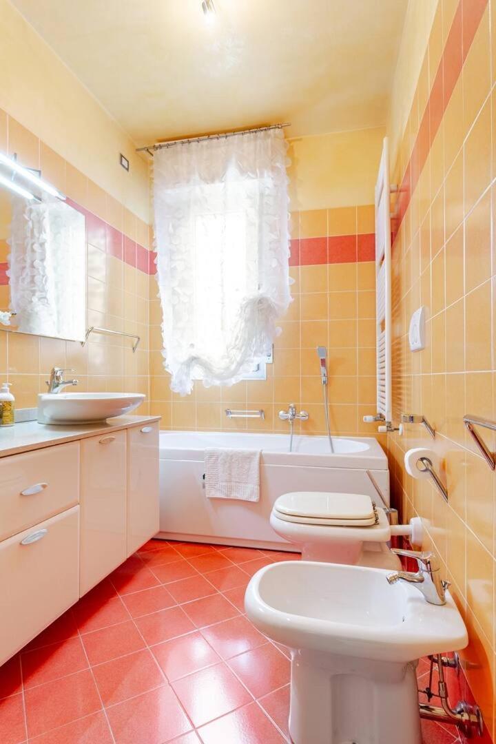 A Casa Minerva Apartment Римини Екстериор снимка