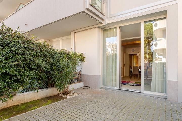 A Casa Minerva Apartment Римини Екстериор снимка